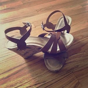 BOC Apple Wedge Sandal in Cognac